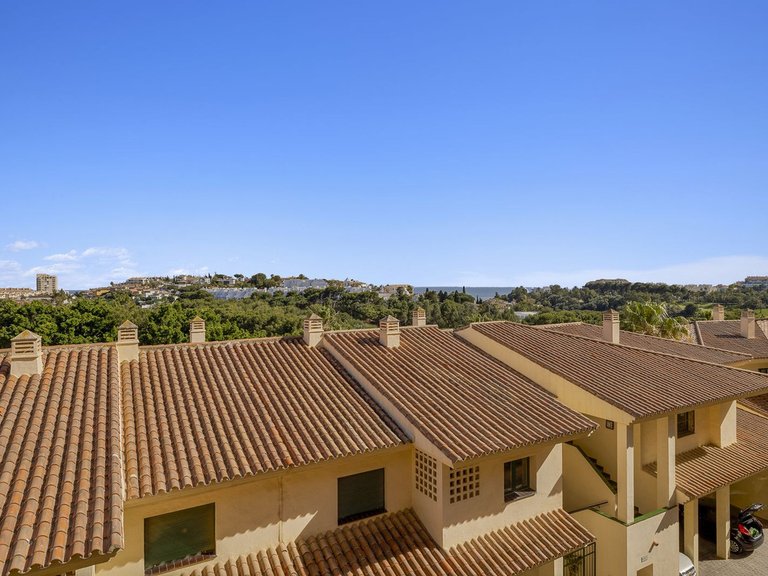 Apartment for Sale in Torrequebrada, Malaga 25