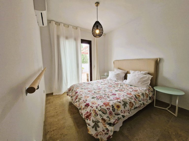 Apartment for Sale in The Golden Mile, Malaga 16