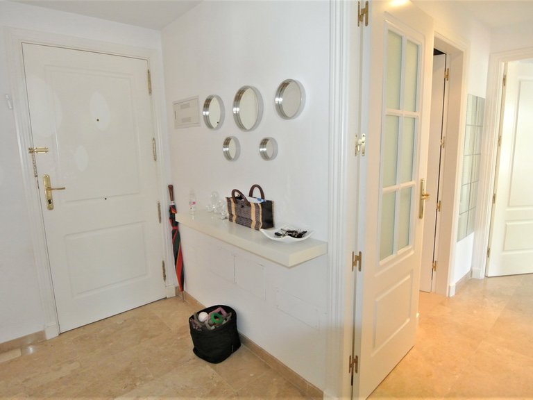 Apartment for Sale in The Golden Mile, Malaga 6