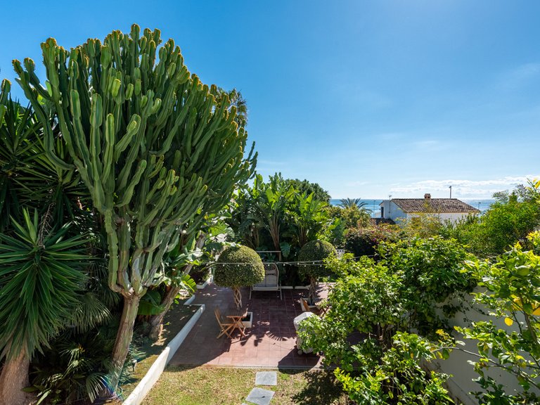 Villa for Sale in Marbella, Malaga 30