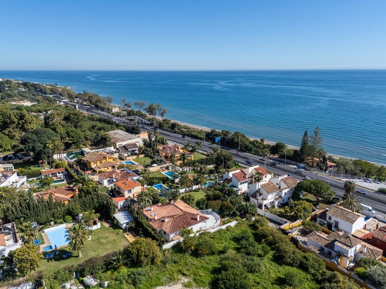 Villa for Sale in Marbella, Malaga 48