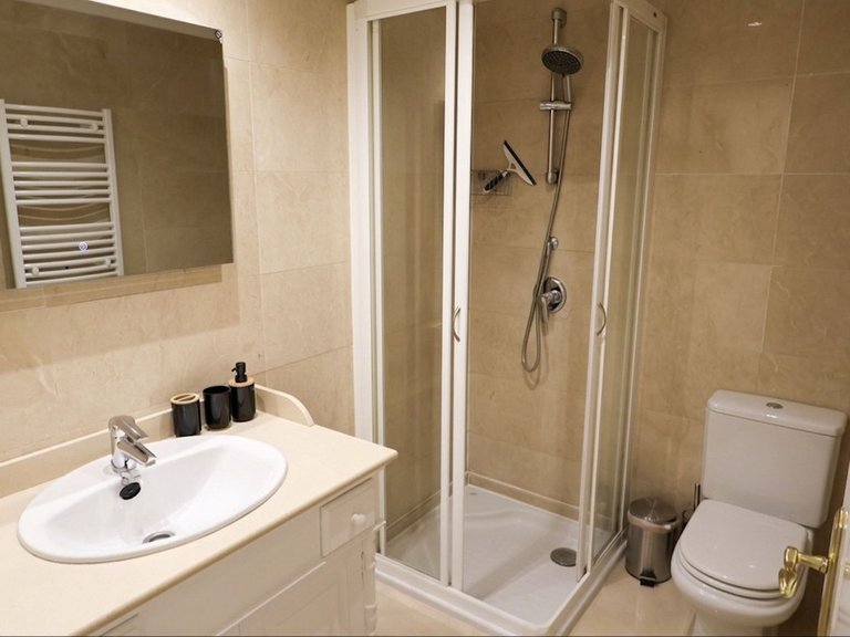 Apartment for Sale in Los Arqueros, Malaga 10