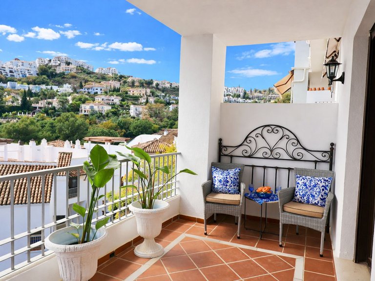Apartment for Sale in Los Arqueros, Malaga 15