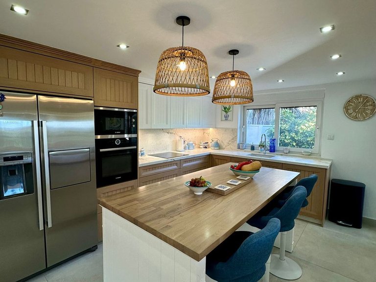 Villa for Sale in Estepona, Malaga 10