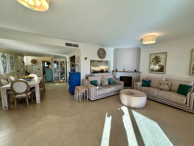 Villa for Sale in Estepona, Malaga 14