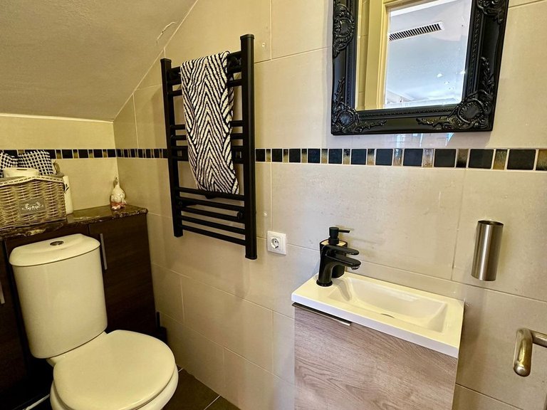 Villa for Sale in Estepona, Malaga 23