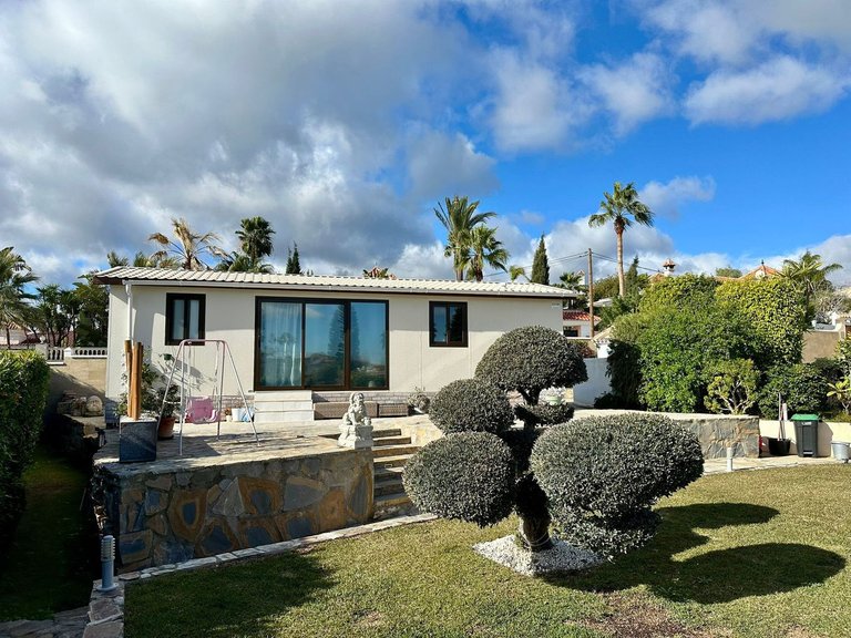 Villa for Sale in Estepona, Malaga 26