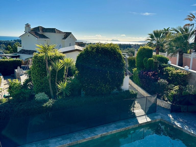 Villa for Sale in Estepona, Malaga 3