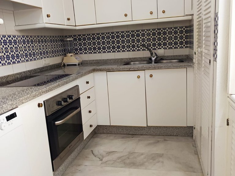 Apartment for Sale in Fuengirola, Malaga 11