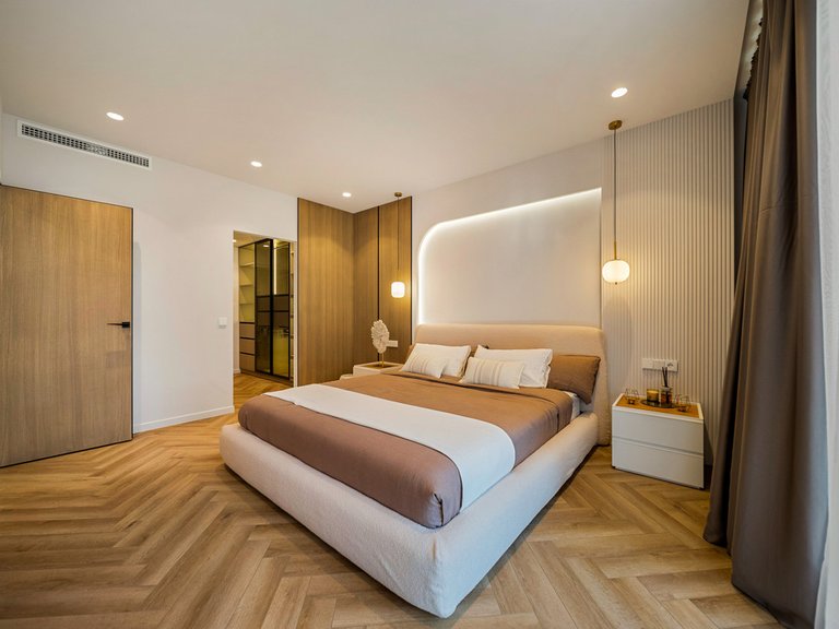 Apartment for Sale in Nueva Andalucía, Malaga 14