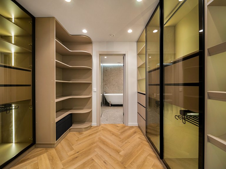 Apartment for Sale in Nueva Andalucía, Malaga 15