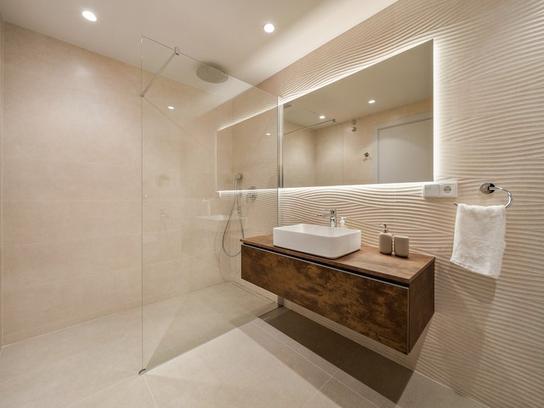 Apartment for Sale in Nueva Andalucía, Malaga 26