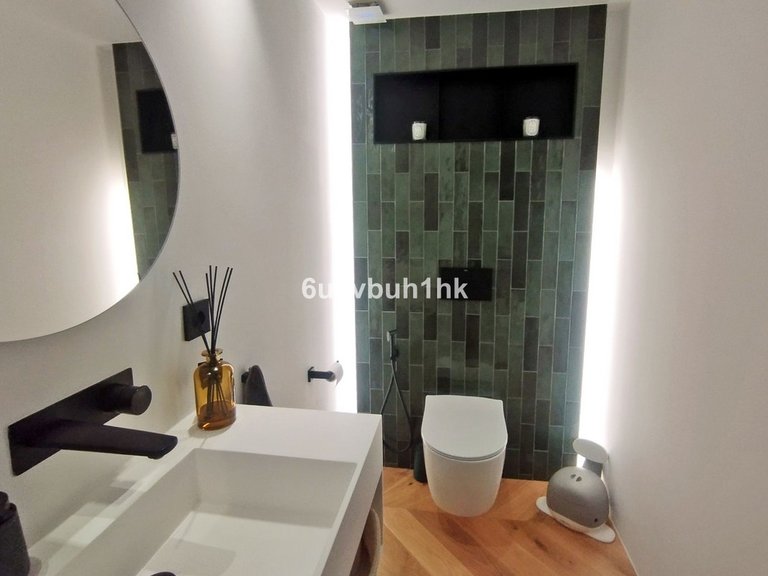 Apartment for Sale in Marbella, Malaga 18