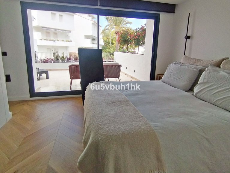 Apartment for Sale in Marbella, Malaga 24