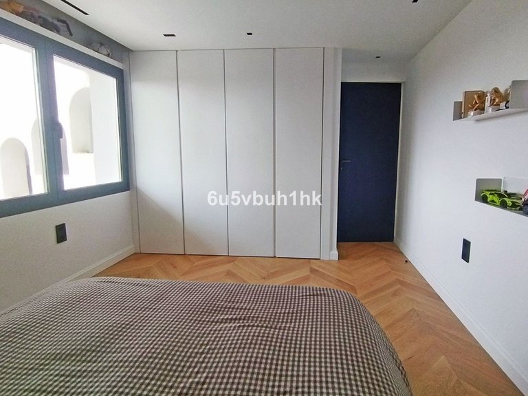Apartment for Sale in Marbella, Malaga 32