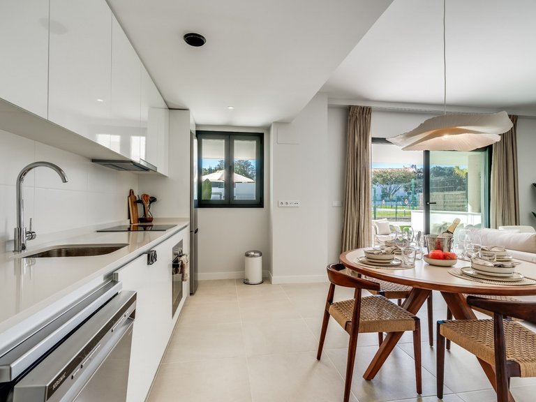 Apartment for Sale in Estepona, Malaga 14