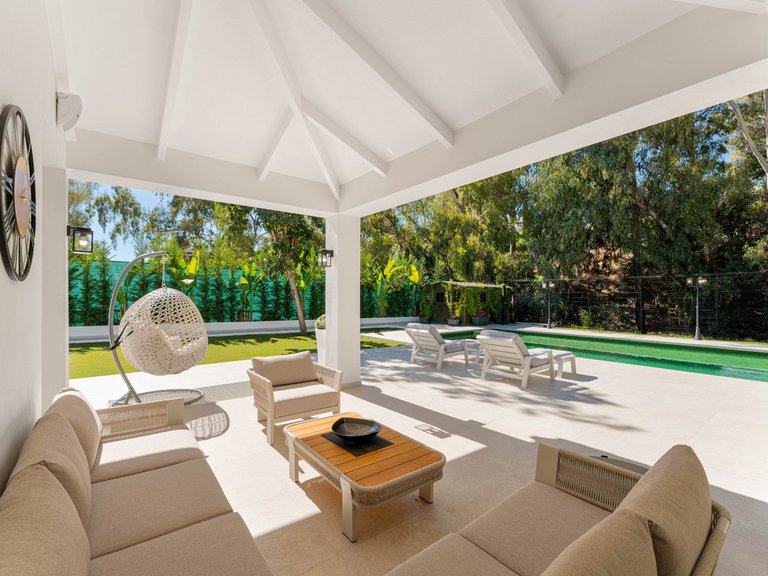 Villa for Sale in Nueva Andalucía, Malaga 31