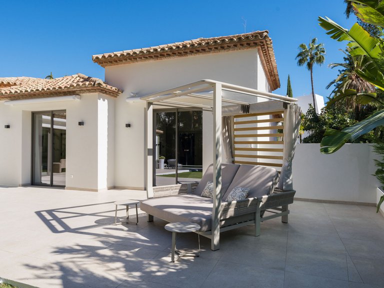 Villa for Sale in Nueva Andalucía, Malaga 38