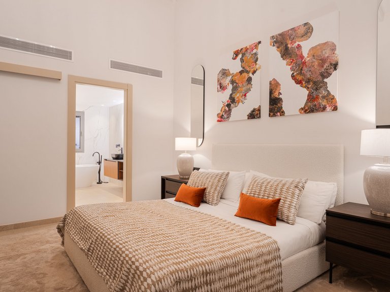 Villa for Sale in Nueva Andalucía, Malaga 53