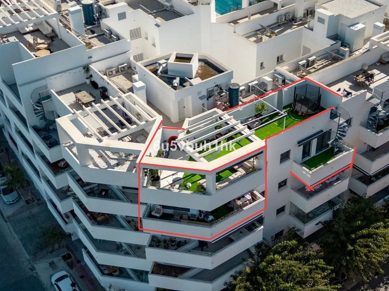 Apartment for Sale in Estepona, Malaga 26