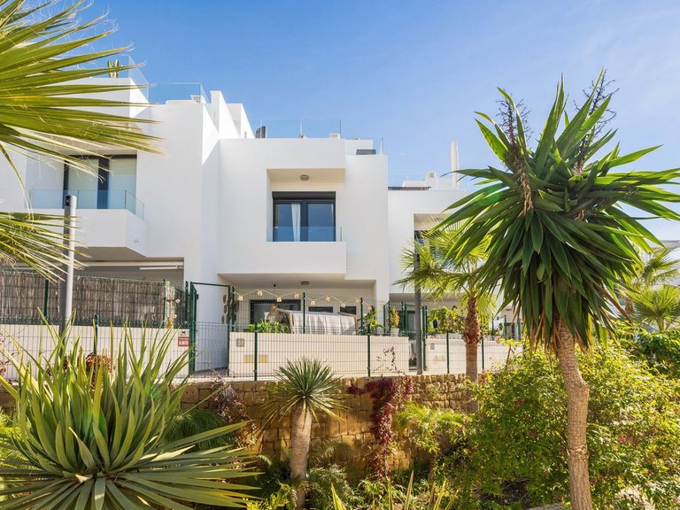 Villa for Sale in Fuengirola, Malaga 1