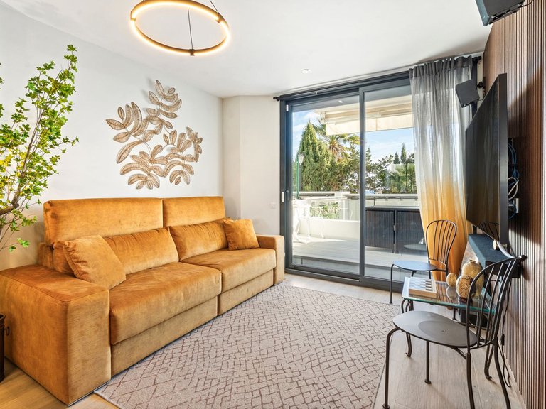 Villa for Sale in Fuengirola, Malaga 17