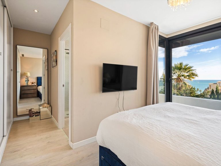 Villa for Sale in Fuengirola, Malaga 21