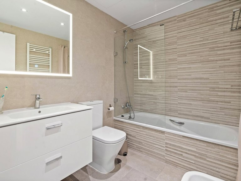 Villa for Sale in Fuengirola, Malaga 26