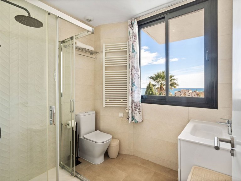 Villa for Sale in Fuengirola, Malaga 27