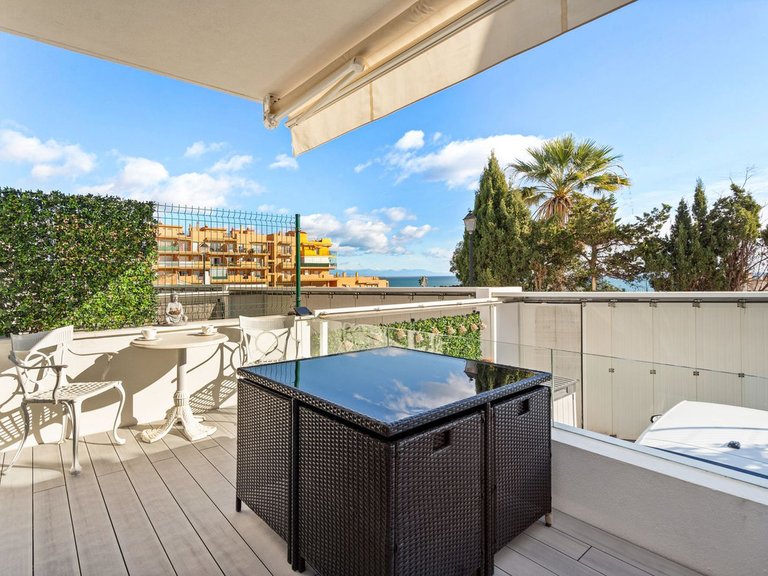 Villa for Sale in Fuengirola, Malaga 9