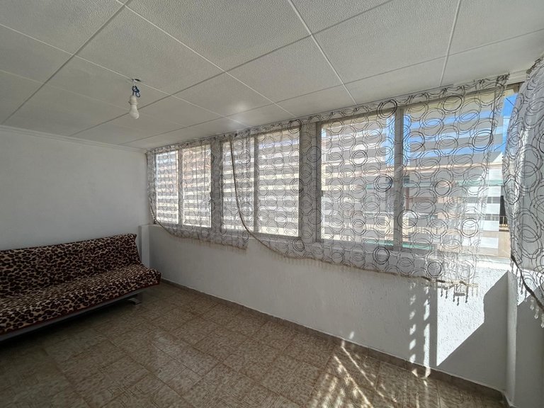 Apartment for Sale in Alicante, Alicante 20