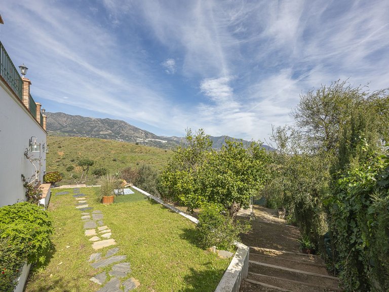 Villa for Sale in Mijas Golf, Malaga 100