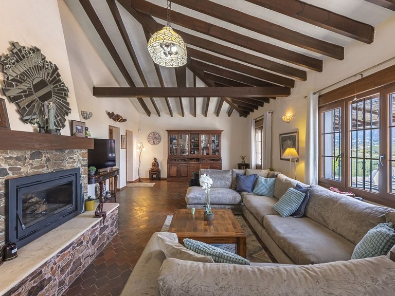 Villa for Sale in Mijas Golf, Malaga 2