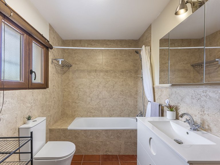 Villa for Sale in Mijas Golf, Malaga 8