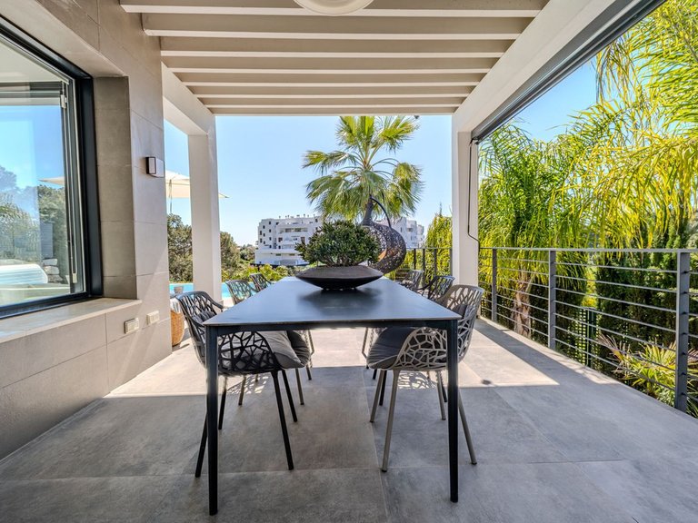 Villa for Sale in Selwo, Malaga 23