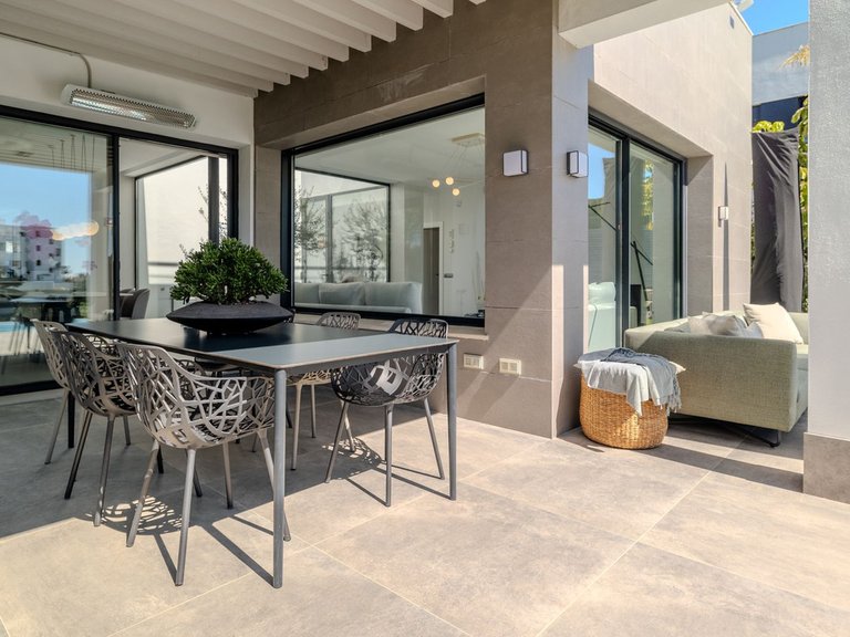 Villa for Sale in Selwo, Malaga 27