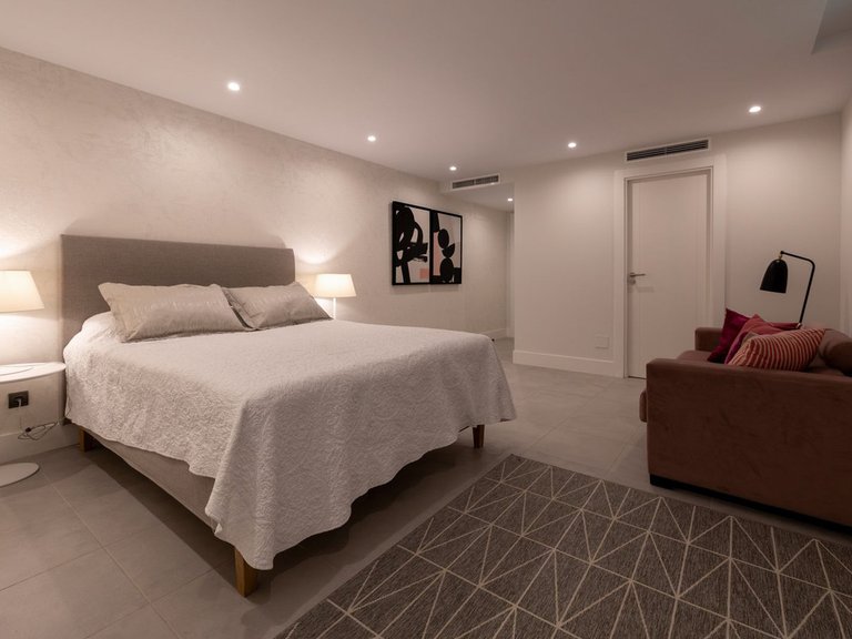 Villa for Sale in Selwo, Malaga 31