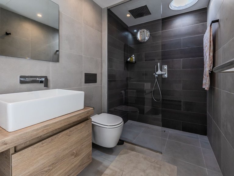 Villa for Sale in Selwo, Malaga 37