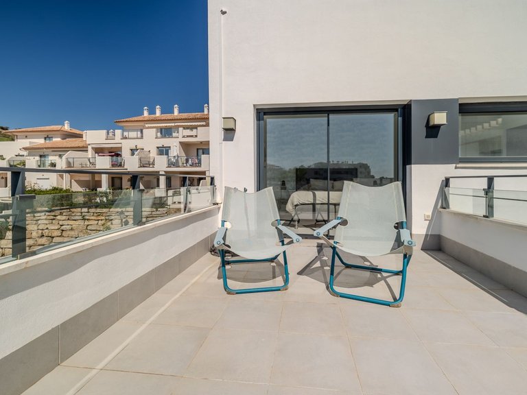 Villa for Sale in Selwo, Malaga 38