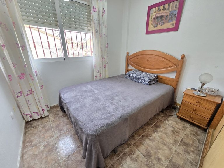 Apartment for Sale in Los Altos, Alicante 11