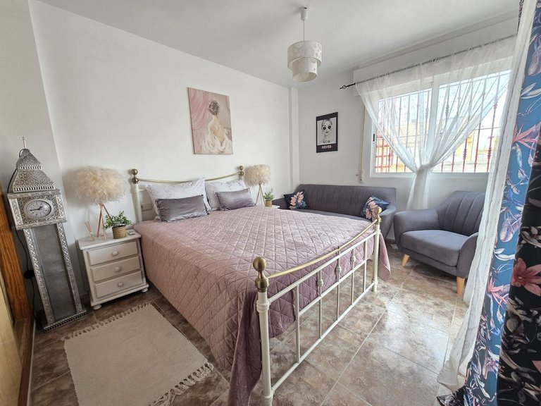 Apartment for Sale in Los Altos, Alicante 16