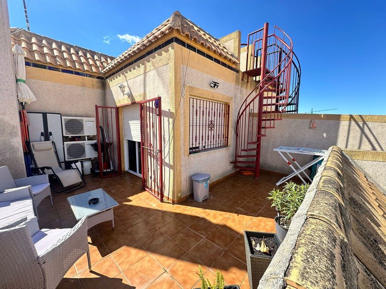 Apartment for Sale in Los Altos, Alicante 20