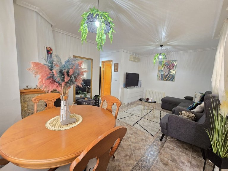 Apartment for Sale in Los Altos, Alicante 4