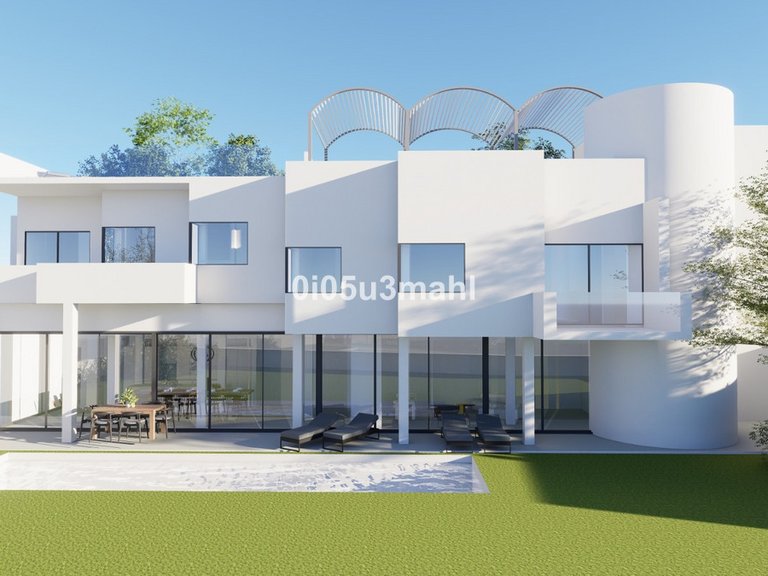 Villa for Sale in El Candado, Malaga 2