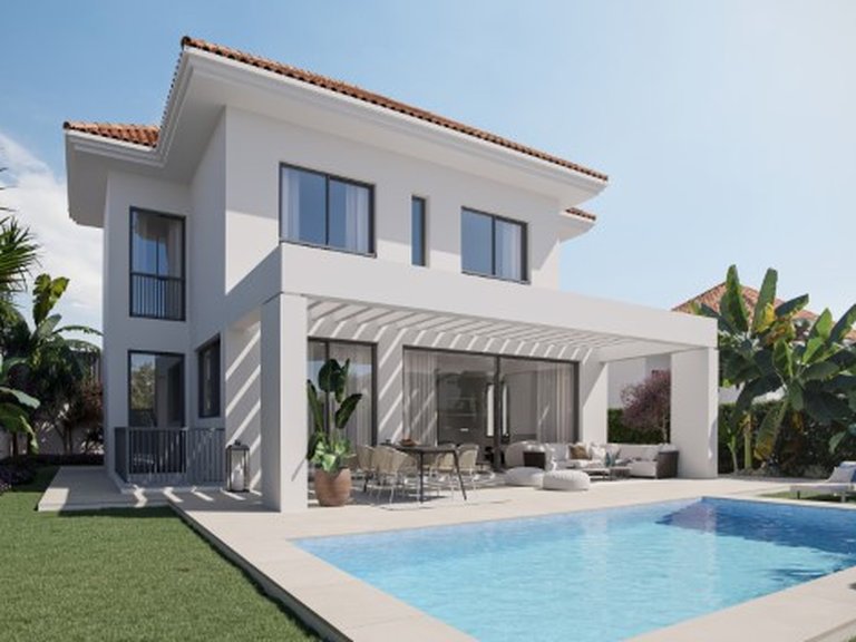 Villa for Sale in Calahonda, Malaga 5