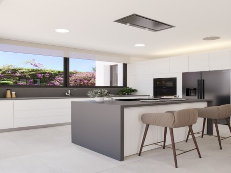 Villa for Sale in Calahonda, Malaga 6