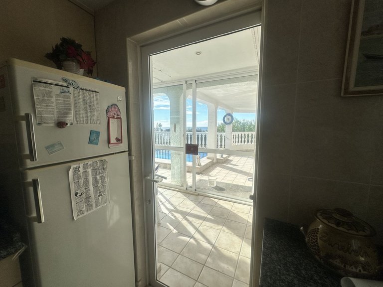Villa for Sale in Calahonda, Malaga 13