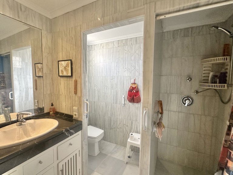 Villa for Sale in Calahonda, Malaga 20