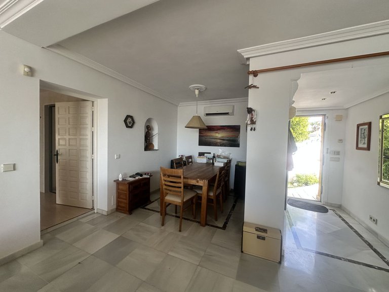 Villa for Sale in Calahonda, Malaga 9
