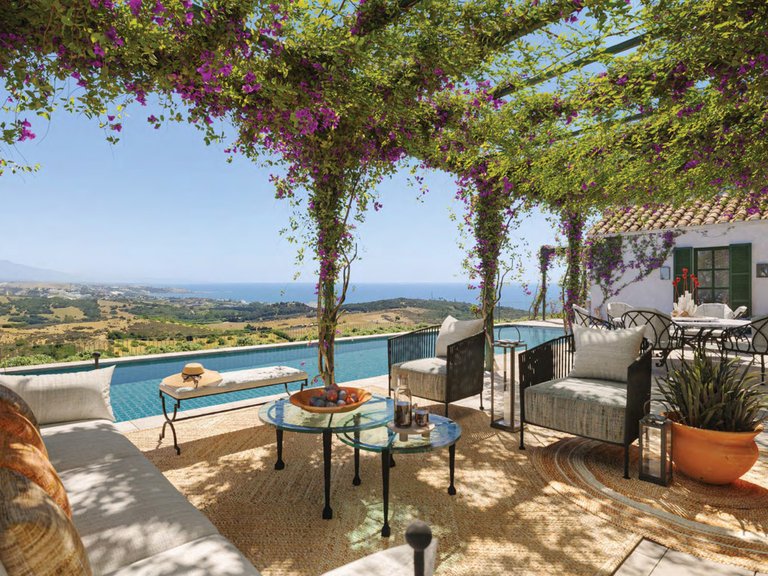 Villa for Sale in Casares Playa, Malaga 1
